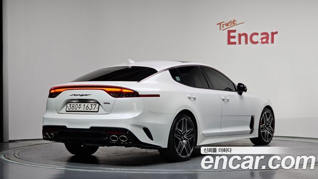 Kia Stinger 2021 — photo 2