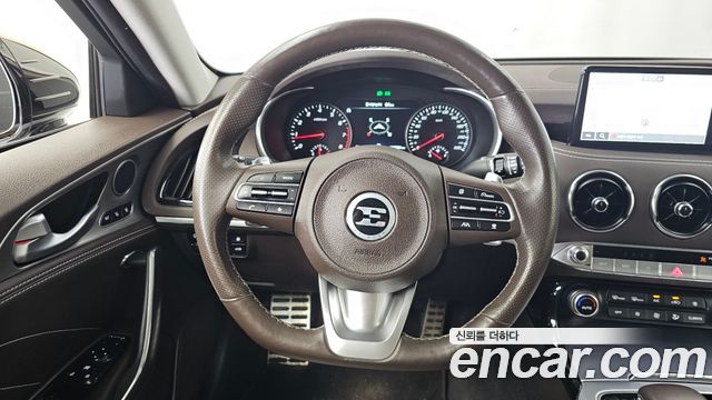 Kia Stinger 2021 — photo 13