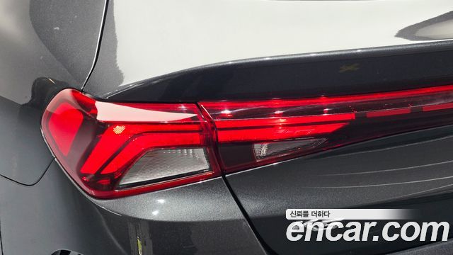 Kia K5 2022 — photo 9