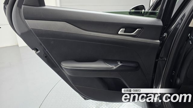 Kia K5 2022 — photo 15