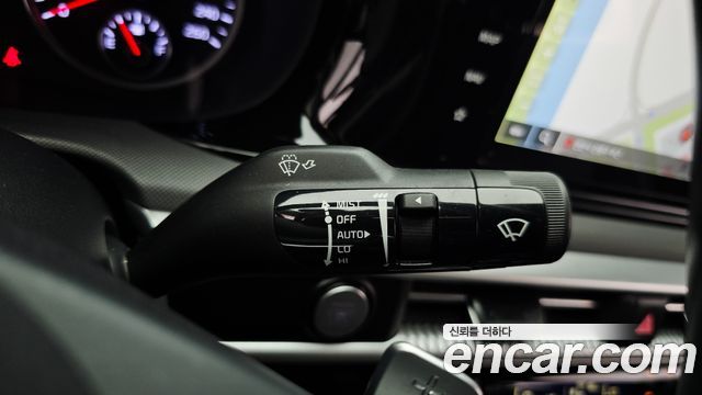 Kia K5 2022 — photo 28