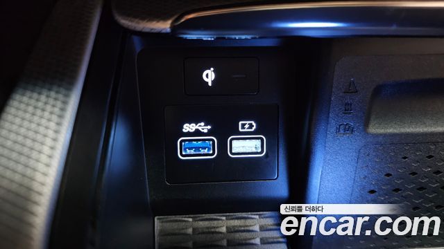 Genesis GV80 2023 — photo 19