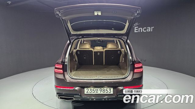 Genesis GV80 2023 — photo 27
