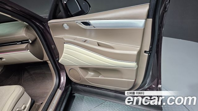 Genesis GV80 2023 — photo 28