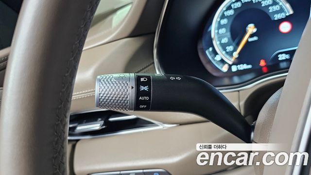 Genesis GV80 2023 — photo 37