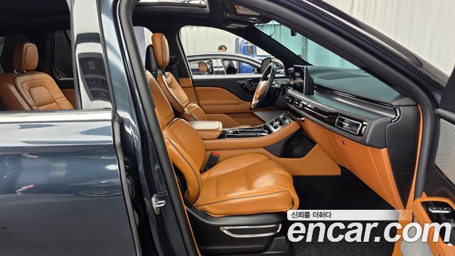Lincoln Aviator 2020 — photo 11
