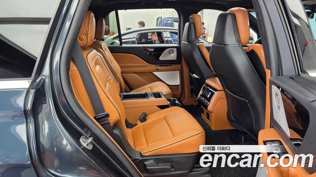 Lincoln Aviator 2020 — photo 12