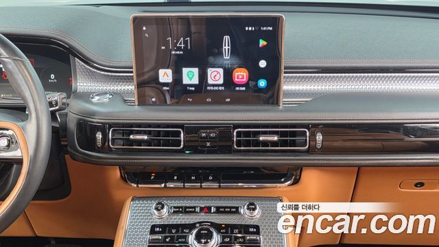 Lincoln Aviator 2020 — photo 14