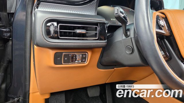 Lincoln Aviator 2020 — photo 16
