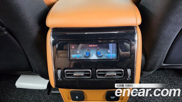 Lincoln Aviator 2020 — photo 18