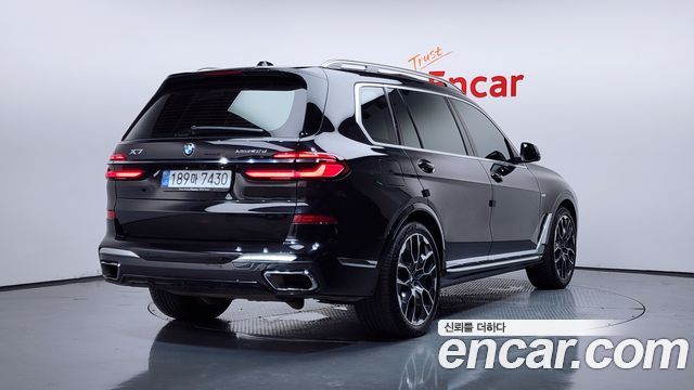 BMW X7 2025 — photo 2