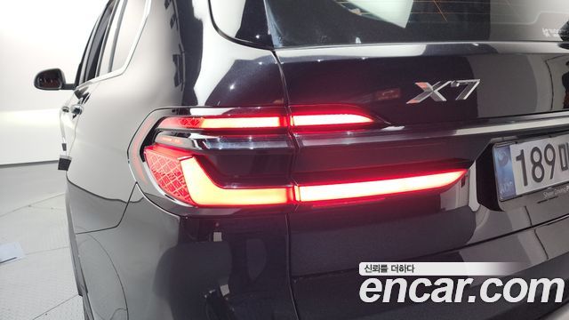 BMW X7 2025 — photo 9