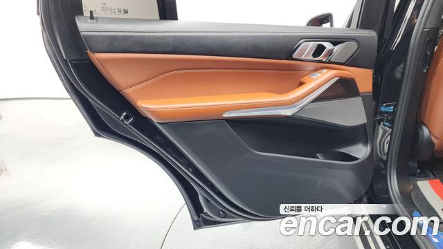 BMW X7 2025 — photo 15
