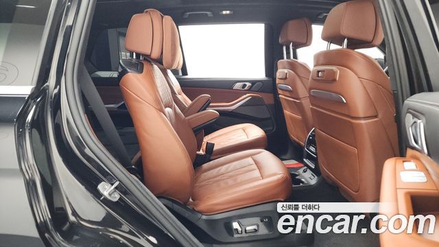 BMW X7 2025 — photo 16