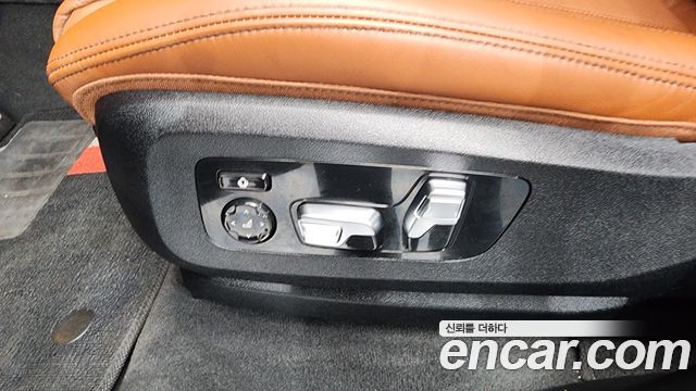 BMW X7 2025 — photo 31