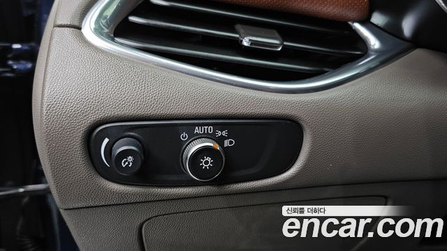 Chevrolet Korea Malibu 2017 — photo 25