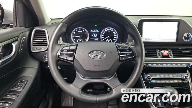 Hyundai Grandeur 2017 — photo 15
