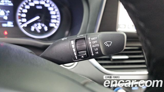 Hyundai Grandeur 2017 — photo 16
