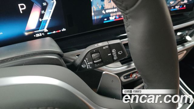 BMW X5 2026 — photo 25