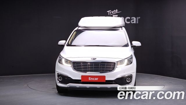 Kia Canival 2017 — photo 3
