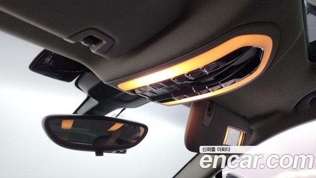 Porsche Panamera 2012 — photo 19