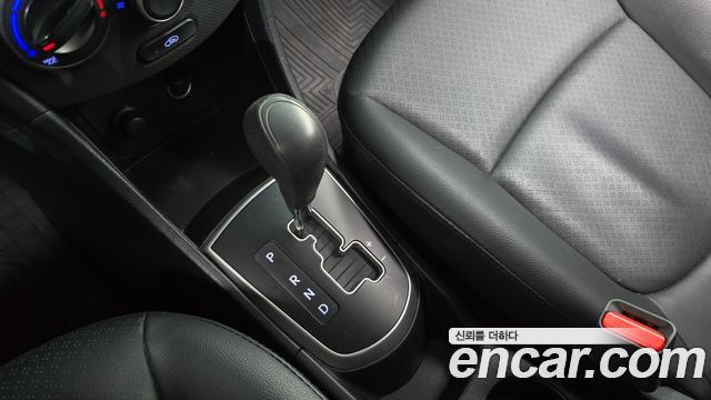 Hyundai Accent 2014 — photo 9
