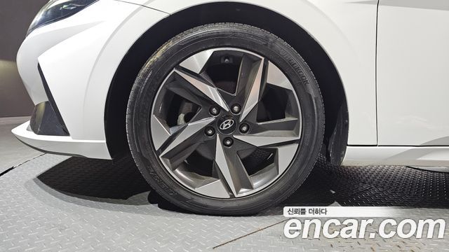 Hyundai AVANTE 2021 — photo 5
