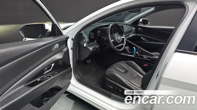 Hyundai AVANTE 2021 — photo 10
