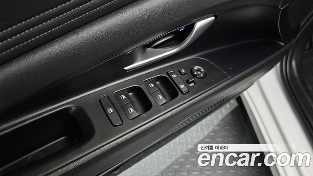 Hyundai AVANTE 2021 — photo 18