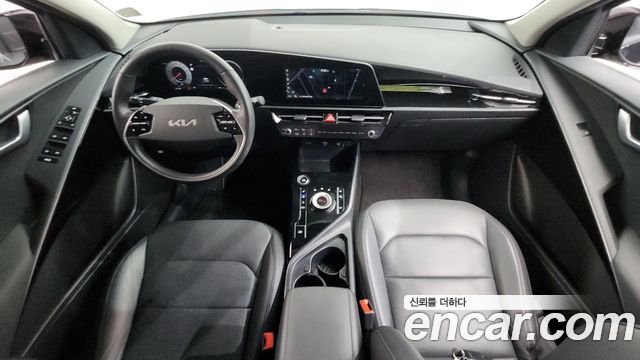 Kia Niro 2023 — photo 10