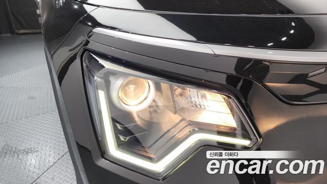 Kia Niro 2023 — photo 8