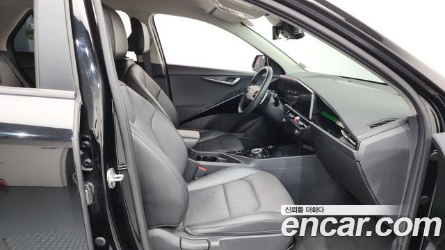 Kia Niro 2023 — photo 16