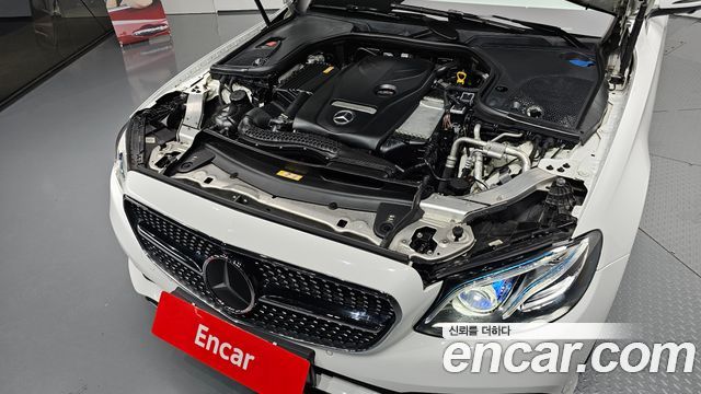 Mercedes-Benz E-Class 2017 — photo 6