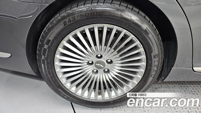 Genesis G90 2019 — photo 5