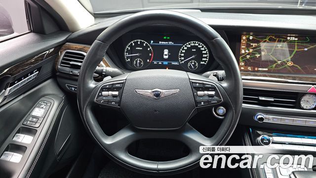 Genesis G90 2019 — photo 12