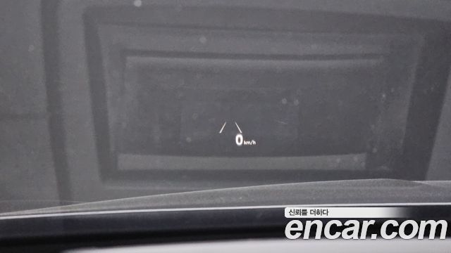 Genesis G90 2019 — photo 16