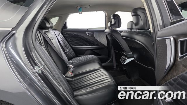 Kia K8 2022 — photo 11