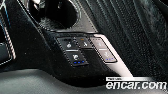 Kia K8 2022 — photo 17