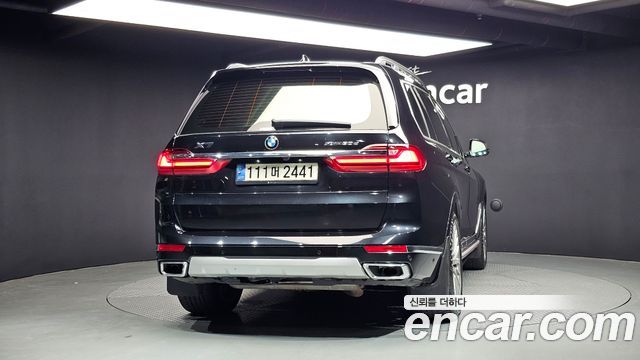 BMW X7 2020 — photo 4