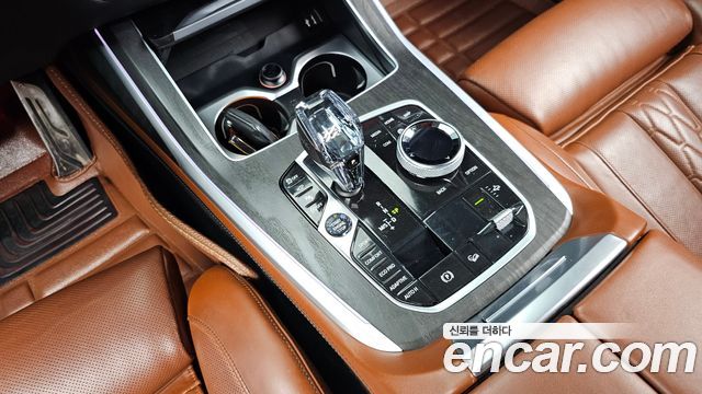 BMW X7 2020 — photo 12