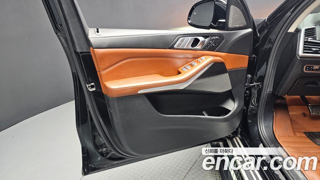BMW X7 2020 — photo 14