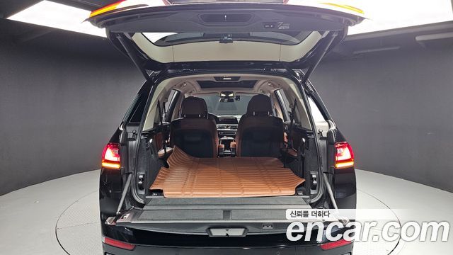 BMW X7 2020 — photo 30
