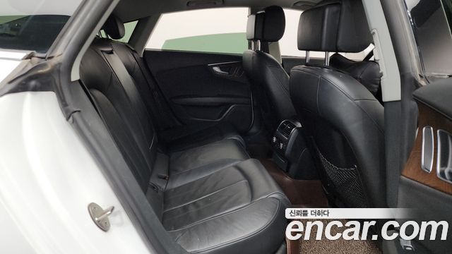 Audi A7 2014 — photo 11