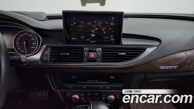 Audi A7 2014 — photo 12