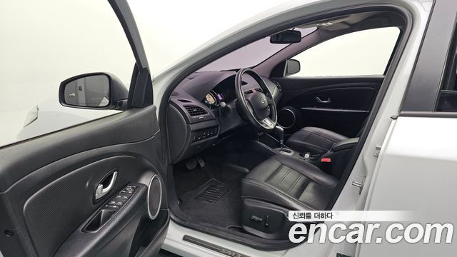 Renault Korea SM3 2018 — photo 10