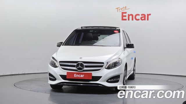 Mercedes-Benz B-Class 2018 — photo 3
