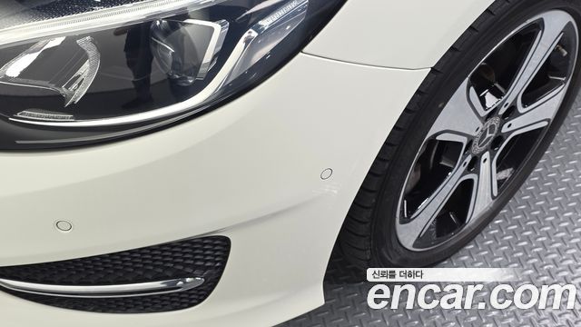 Mercedes-Benz B-Class 2018 — photo 28