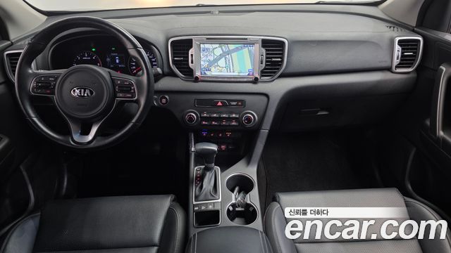 Kia Sportage 2016 — photo 10