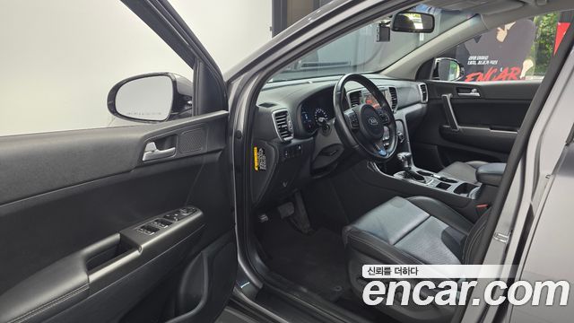 Kia Sportage 2016 — photo 13