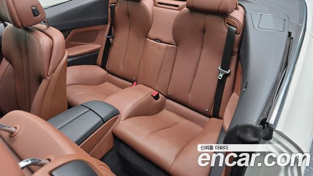 BMW 6-Series 2013 — photo 12